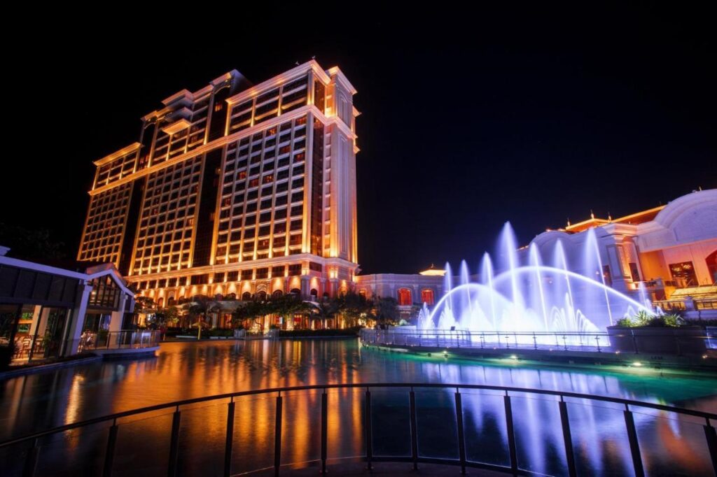 THE GRAND HOTRAM